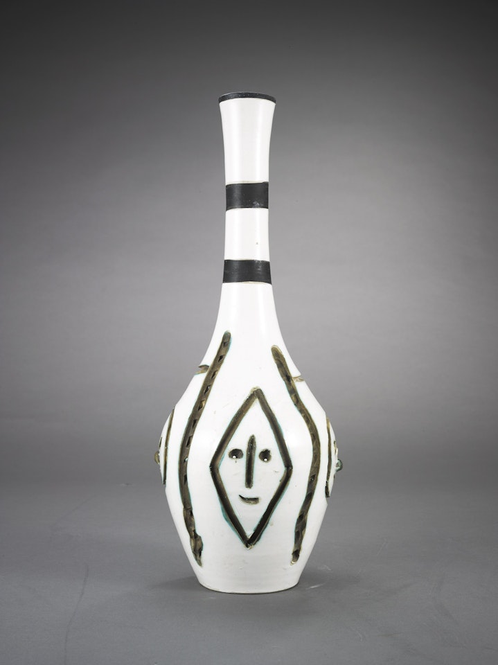 BOUTEILLE GRAVÉE (A. R. 248) by Pablo Picasso