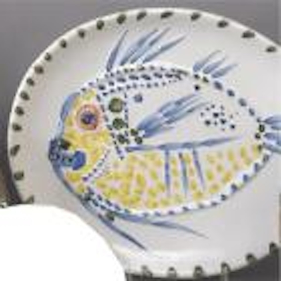 Poisson fond blanc (A.R. 168) by Pablo Picasso
