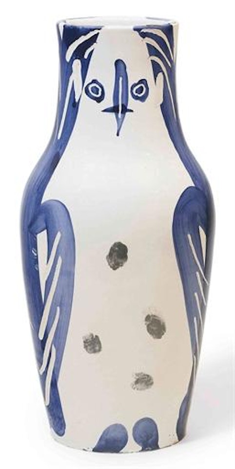Grande vase hibou by Pablo Picasso