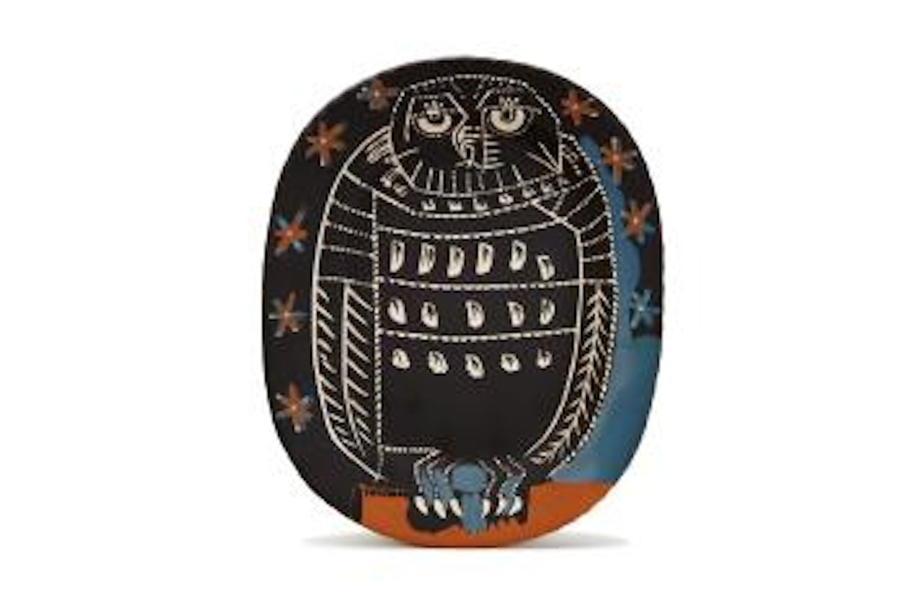 Mat owl platter by Pablo Picasso