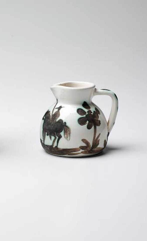 Taureau et picador pichet (Bull and Picador Pitcher) by Pablo Picasso