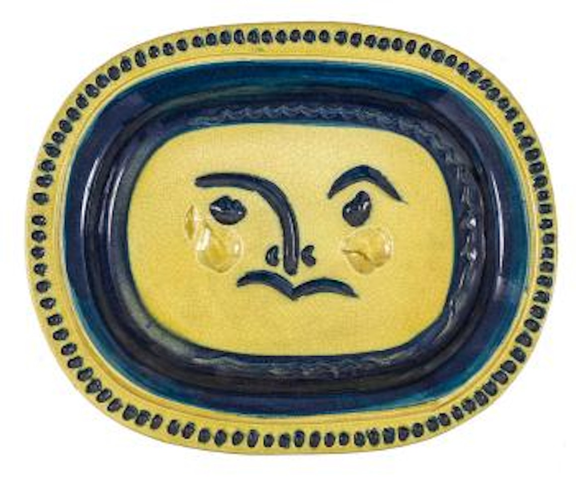Platte 'Visage gravé, fond grège' by Pablo Picasso
