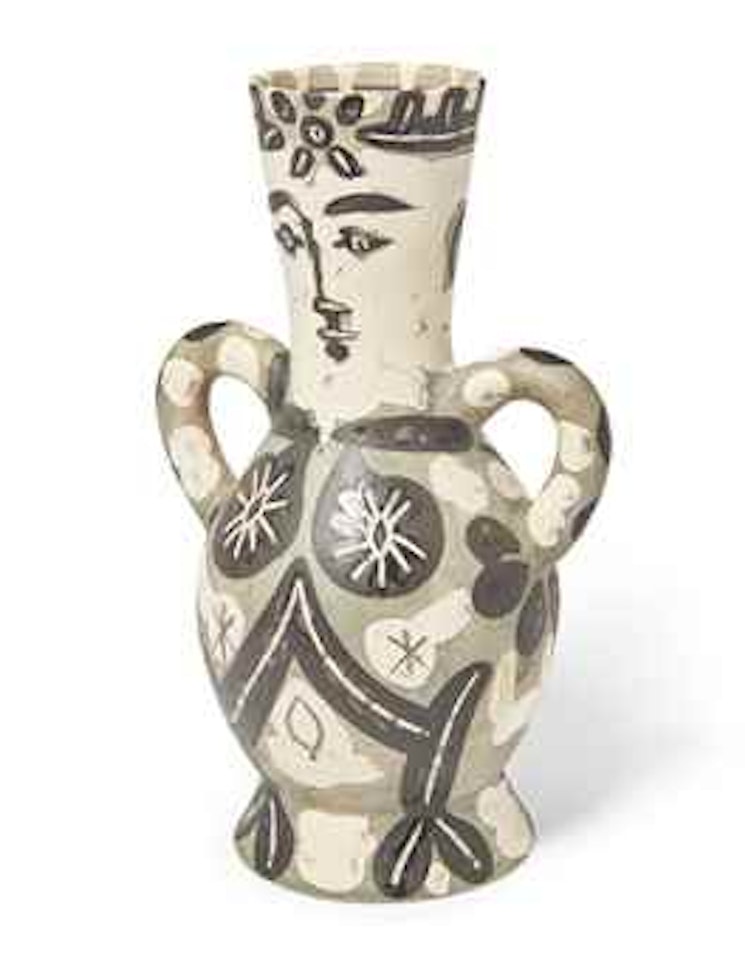 Vase deux anses hautes (A.R. 141) by Pablo Picasso