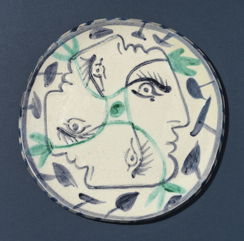 Quatre profils enlacés by Pablo Picasso