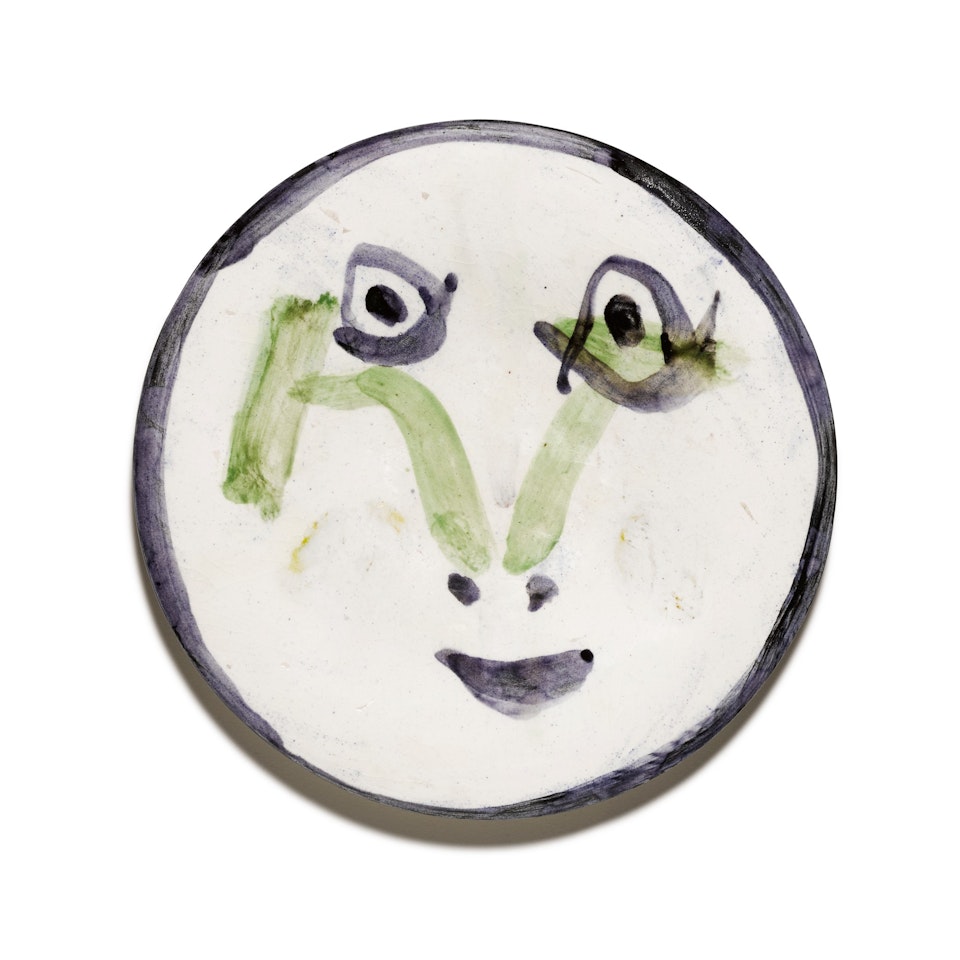 ASSIETTE RONDE (VISAGE) by Pablo Picasso